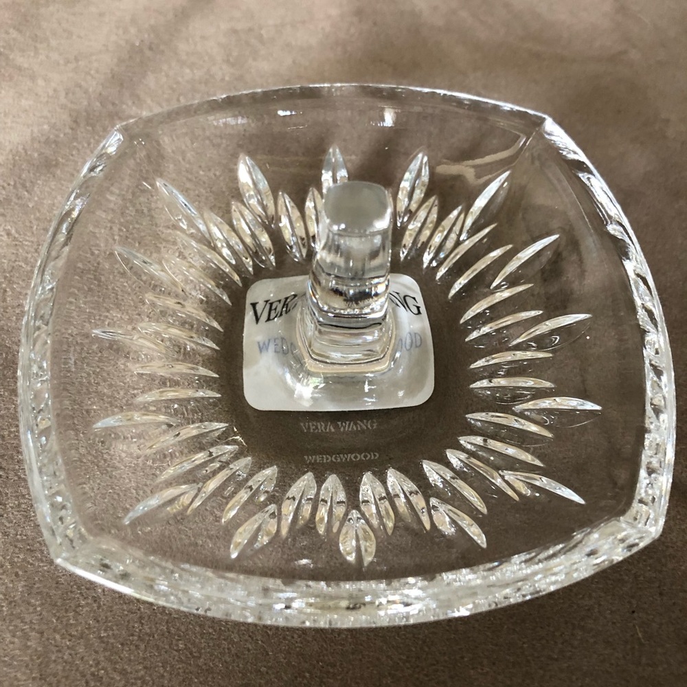 Vera Wang ring holder. New in box